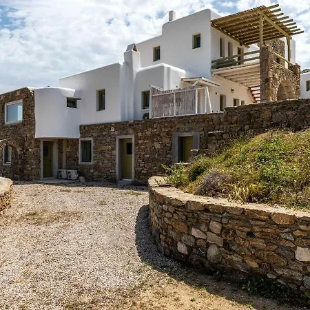 Ryakia Villa, 5 Min Away From Super Paradise Beach *