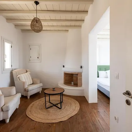 Villa Ryakia Villa, 5 Min Away From Super Paradise Beach