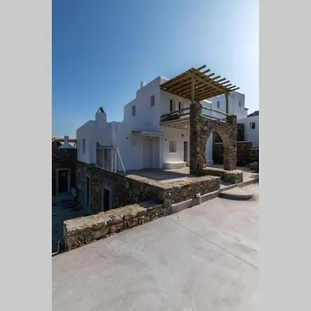 Ryakia Villa, 5 Min Away From Super Paradise Beach Villa Mykonos Town