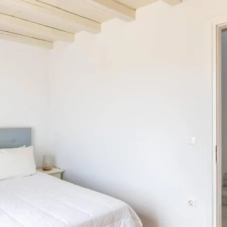 Ryakia Villa, 5 Min Away From Super Paradise Beach Mykonos Town